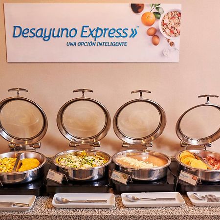 Holiday Inn Express & Suites Chihuahua Juventud By Ihg Eksteriør bilde