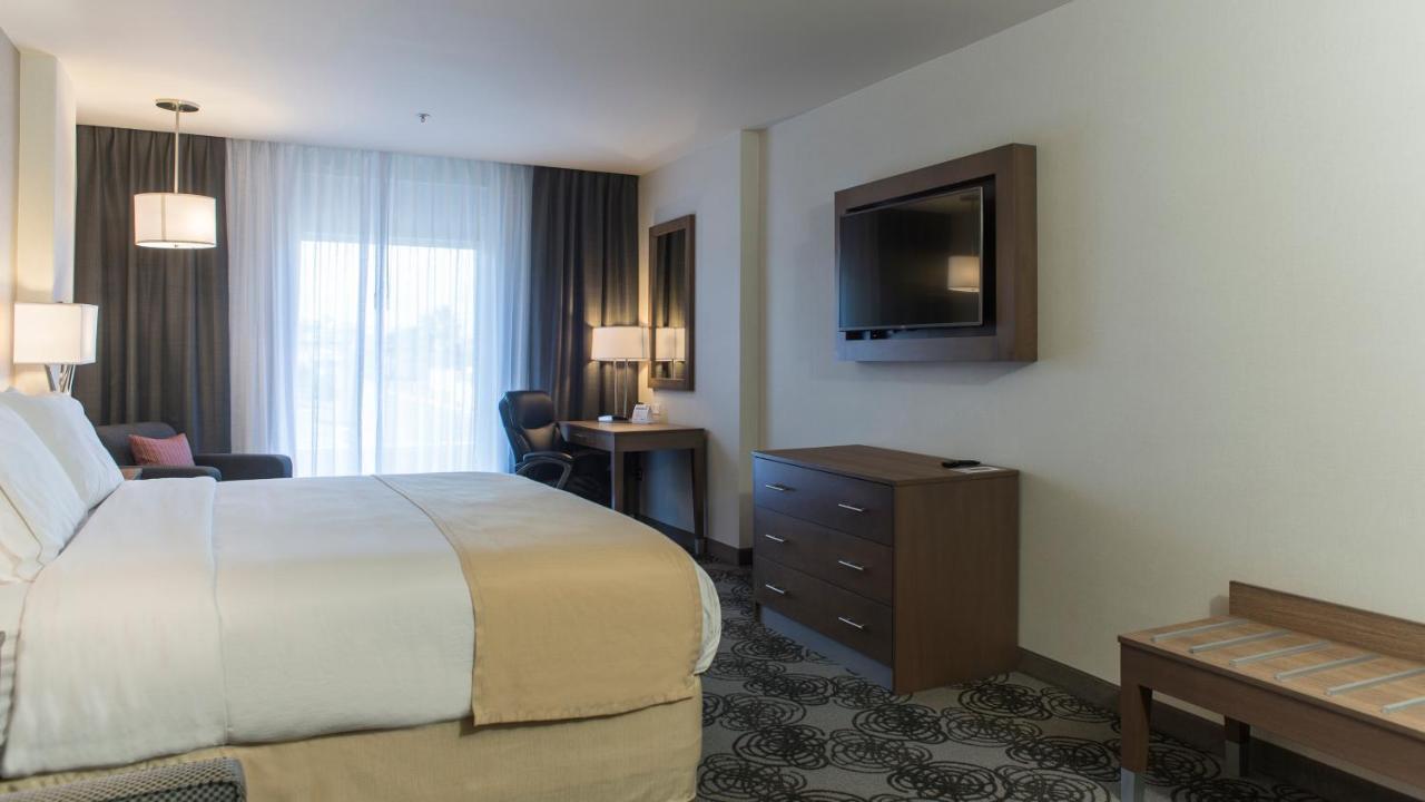 Holiday Inn Express & Suites Chihuahua Juventud By Ihg Eksteriør bilde