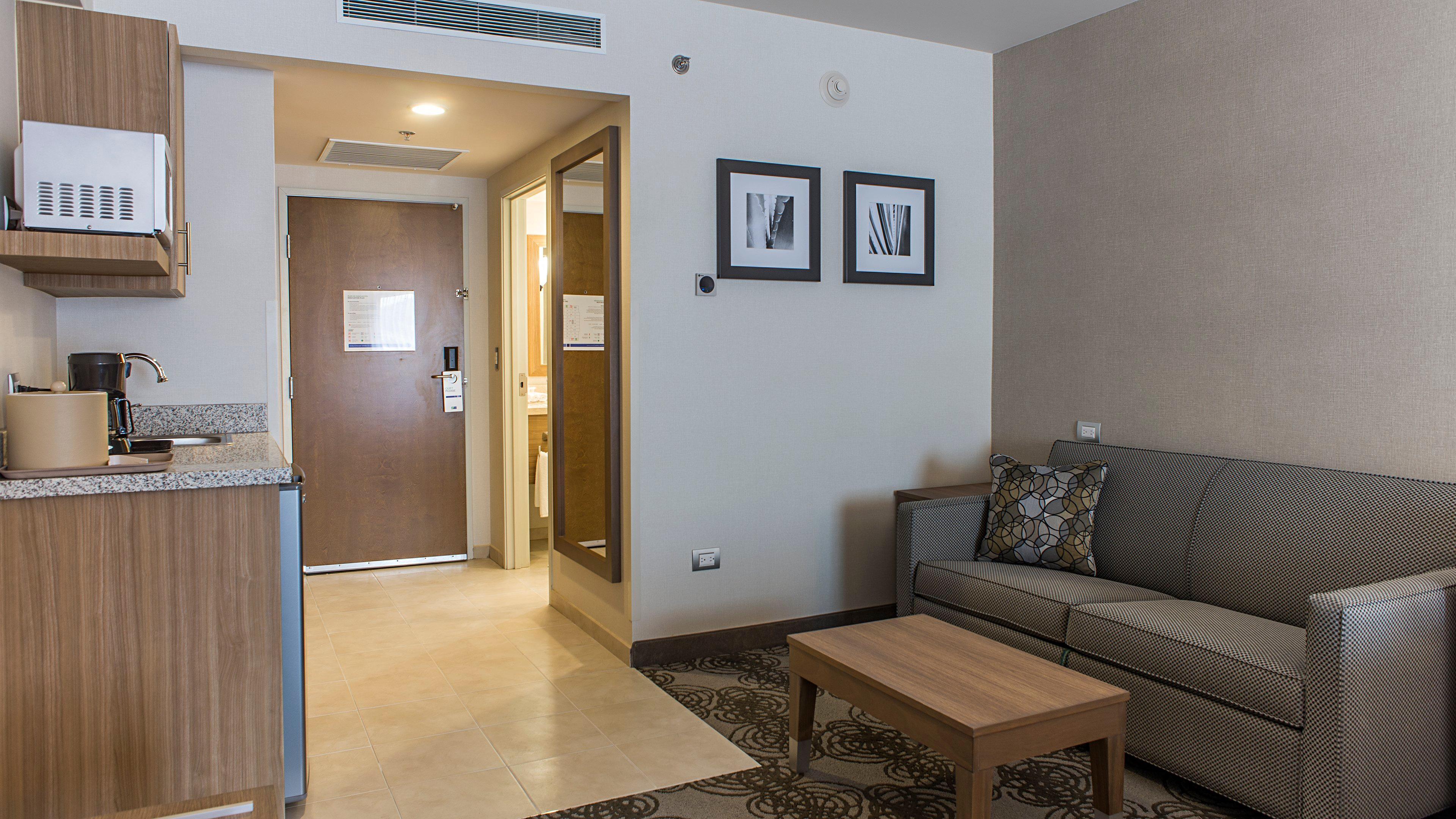 Holiday Inn Express & Suites Chihuahua Juventud By Ihg Eksteriør bilde