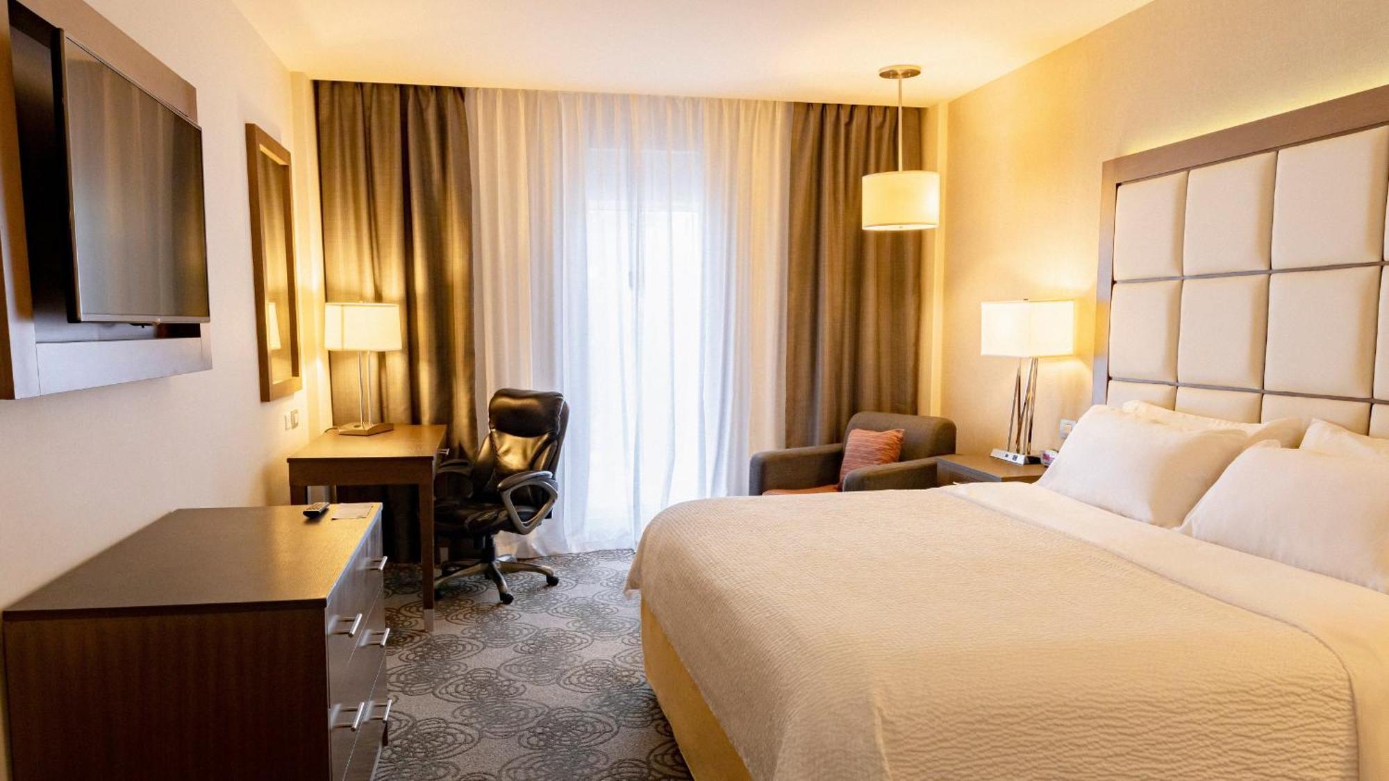 Holiday Inn Express & Suites Chihuahua Juventud By Ihg Eksteriør bilde
