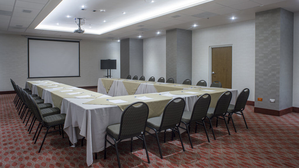 Holiday Inn Express & Suites Chihuahua Juventud By Ihg Eksteriør bilde